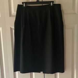 Metro New York 90’s women’s skirt, pockets pleats black 14/16